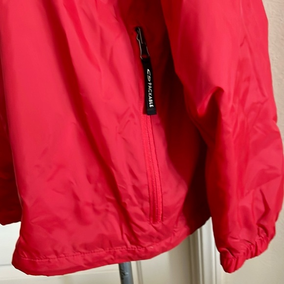 Champion~Jacket~Windbreaker / Packable - Picture 6 of 12